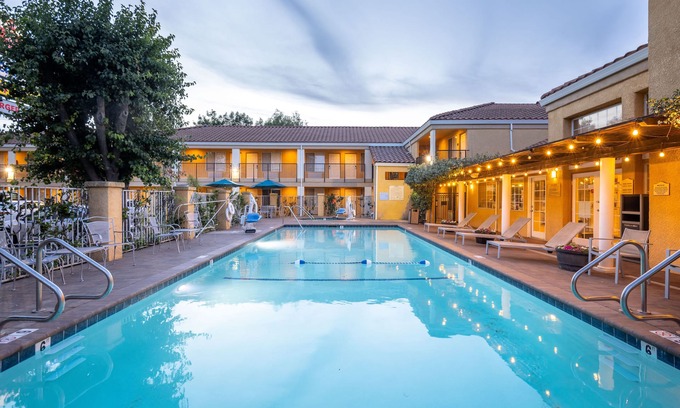 Dixon Hotel | Best Western Plus Dixon Davis