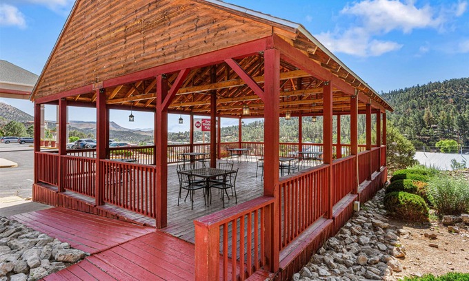 Ruidoso Hotel | Best Western Plus Ruidoso Inn