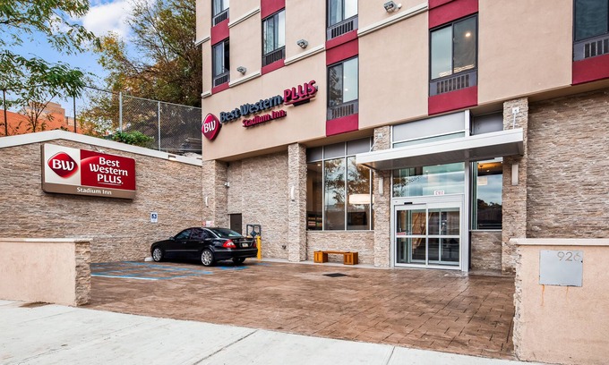 Highbridge Hotel | Best Western Plus Stadium Inn