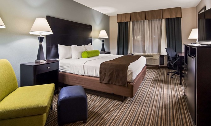 Nashville Hotel | Best Western Plus Sunrise Inn