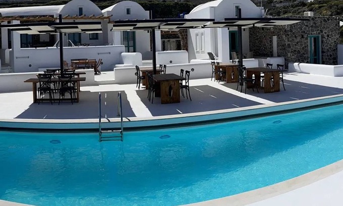 Bouvet Island Villa | BH603 - R - Villa Santorini