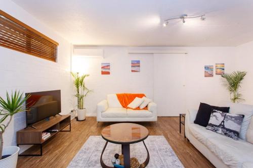 Bicton Casa | Bicton by the Bay - Close to Fremantle & River