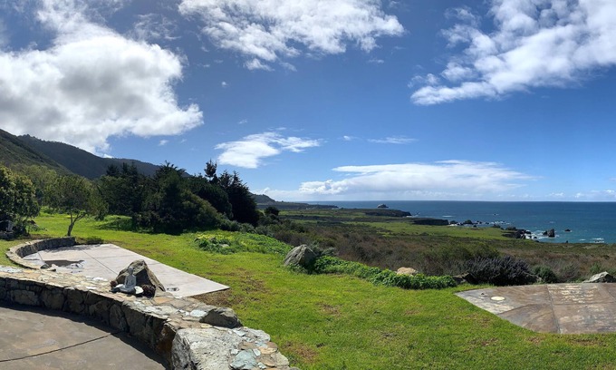 Big Sur Casa | Big Sur Hermosa vista al mar Casa de piedra privada