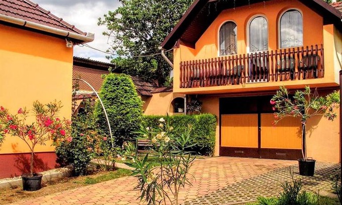 Felsotarkany Casa | Bihari Vendégház