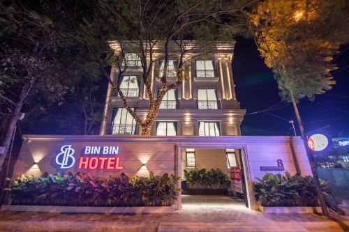 District 9 Hotel | Bin Bin Hotel 11 Near Island Diamond