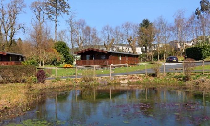 Rockcliffe Cabaña | Birchlea - a lodge that sleeps 6 guests in 3 bedrooms