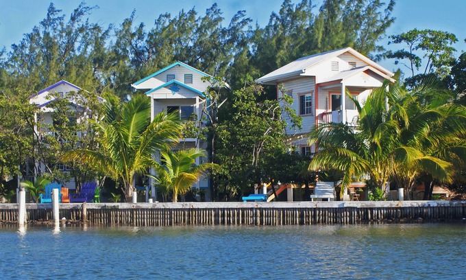 Cayo Corker Cabaña | Birdhouses Pelican is a very unique place in the sunset side of the island.