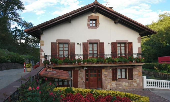 Zugarramurdi Casa | Bizentenea
