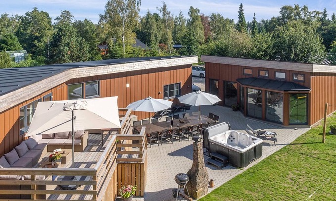Bøtø By Casa | "Bjarka" - 700m from the sea by Interhome