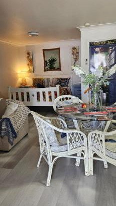 Hay Casa | Black Sheep Cottage Hay