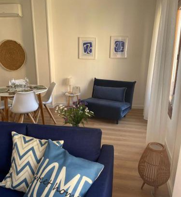 Valdepeñas Apartamento | Blanco y Añil Plaza