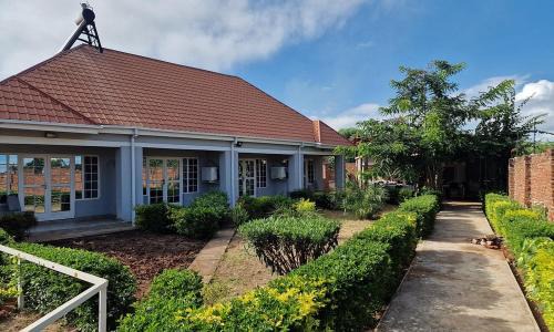 Salima Hotel | Blissful lily lodge
