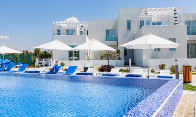 Geroskipou Villa | Blue Diamond Beach Villas