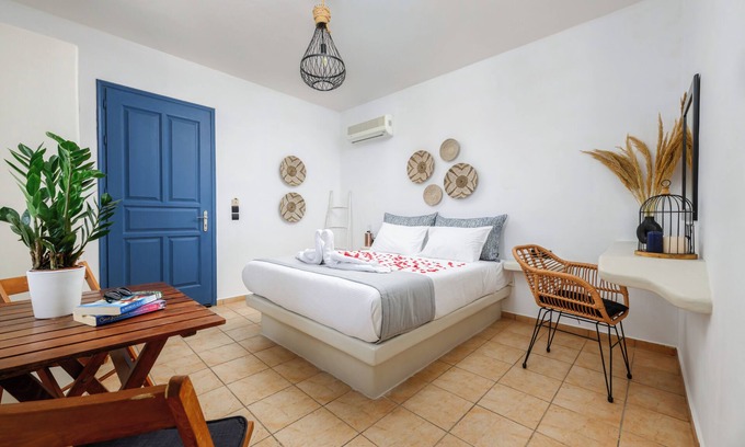 Agia Anna Apartamento | Blue Heart Luxury Suites