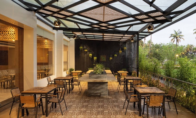 Chavakkad Hotel | Blue Serene Resorts