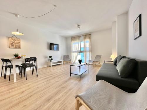 Los Abrigos Apartamento | BlueHorizon Haven