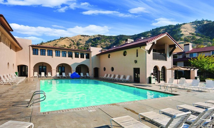 Nice Complejo | ¡La meca de la navegación, la natación, la pesca y el senderismo!