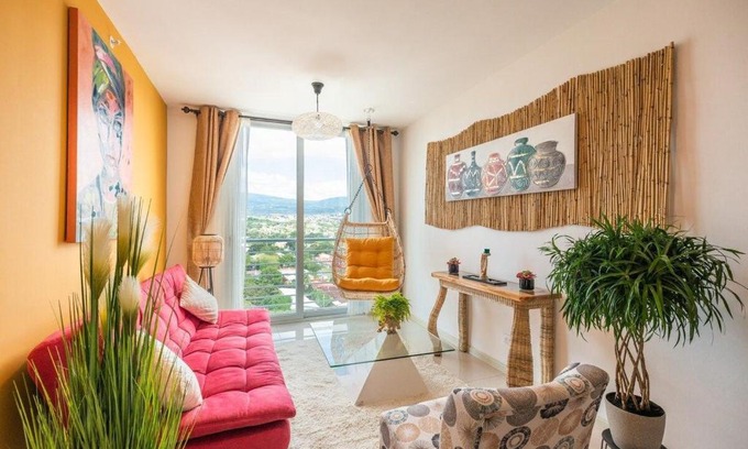 Heredia Casa | Boho Chic, Apart- condo cerca de SJO Intl airport