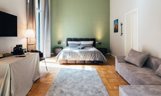 Historic Center Apartamento | BOLOGNA SUITES - PRIVATE BATHROOM