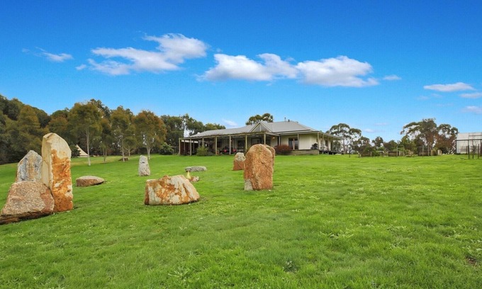 Bona Vista Otro | Bonnie View Farm Strawbale house with spectacular view