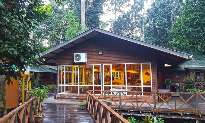 Kota Kinabatangan Cabina | Borneo Nature Lodge