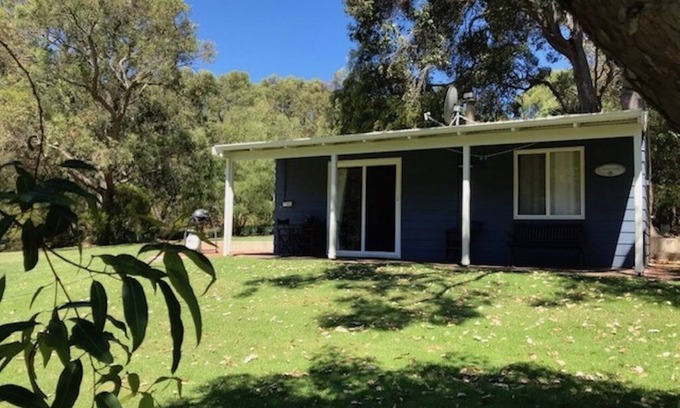 Shadforth Cabaña | Eaglemont Country Cottages - Boronia