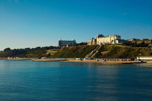 Bournemouth City Centre Hotel | Bournemouth Highcliff Marriott Hotel