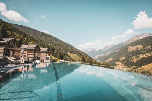 See Hotel | Boutique Hotel und Chalets Bergwiesenglück
