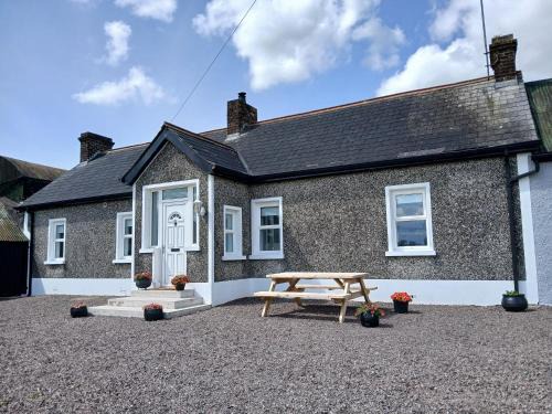 Cookstown Casa | Bramble Cottage