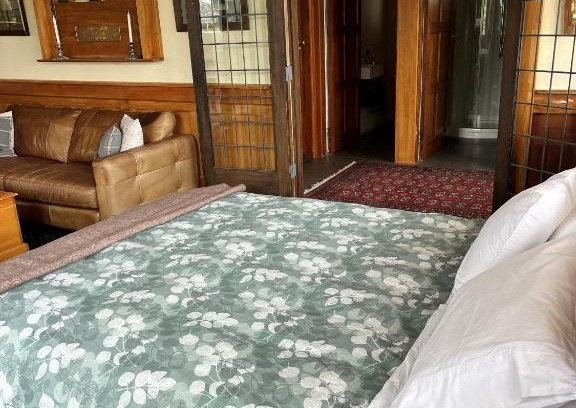 Waikuku Beach Casa | Bramley's Stables and Accommodation