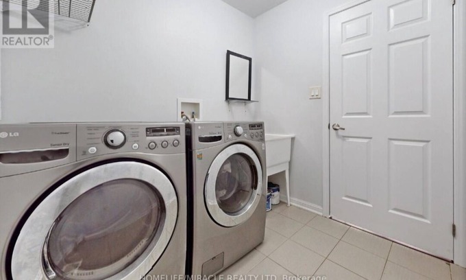 Durham Region Casa | Brand new 3 bedrooms at Harmony road