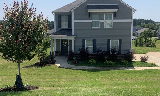 Vance Casa | BRAND NEW VILLA *cozy and comfortable UA/ UAB Located in Vance, East Tuscaloosa