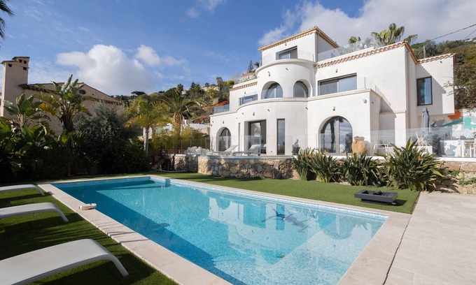 Golfe Juan Villa | Breathtaking 4-bed Villa Golfe-Juan