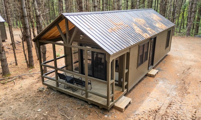 Monson Cabina | Brewery Farm Retreat : Thoreau