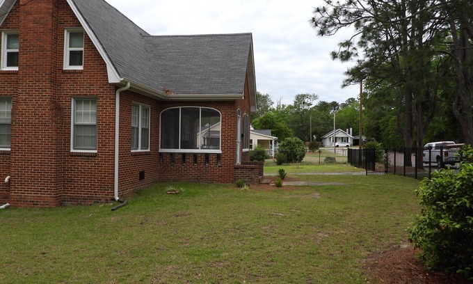 Hamlet Hotel | Brick House Retreat at the Heart of Hamlet