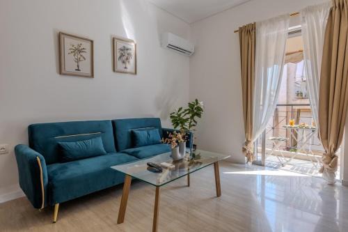 Nea Smirni Apartamento | Bright 2BR Apt, Athens Base Near Sea & City