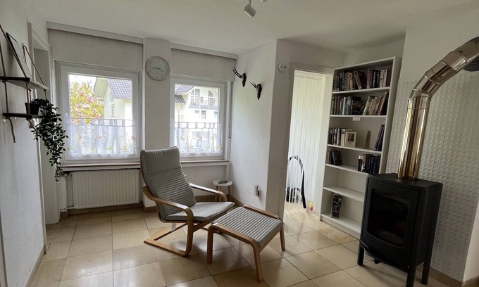 Bad Laasphe Condominio | Bright apartment for vacation in the countryside - with fireplace