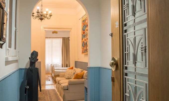 As-Sayidah Zaynab Apartamento | Bright newly refurbished 1950s Downtown Gem - 5 mins to Egyptian Museum