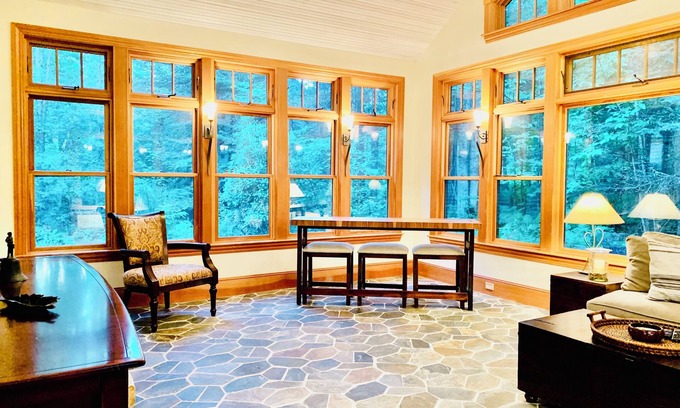 Grantham Casa | Bright & Spacious Eastman Cape-6 min. walk to Eastman Golf Links & Forbes Tavern