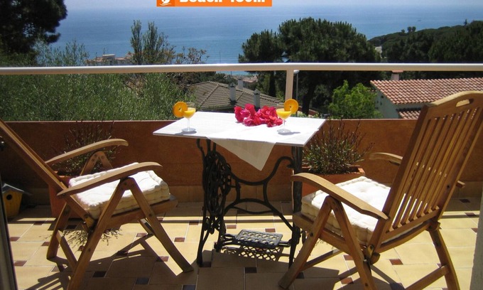 Sant Pol De Mar Villa | SPECIAL OFFER! VILLA ONE STEP TO THE BEACH, 30 MINUTES FROM BARCELONA.