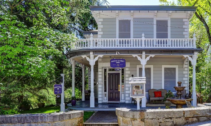 Nevada City Hotel | Broad Street Inn