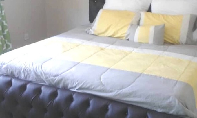 Mbare West Cabaña | Browns Cottage Retreat - Recientemente remodelado, WiFi, lindo. Cocina a estrenar, baño