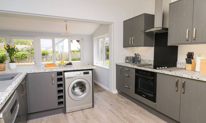 Newport Cabaña | Bryn Alaw