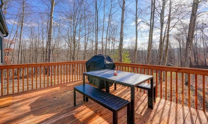 Logan Cabina | Buckingham Woods I Hocking Hills