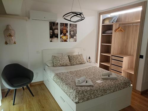Lagunillas Apartamento | Buddha Smart estudio centro histórico de Málaga