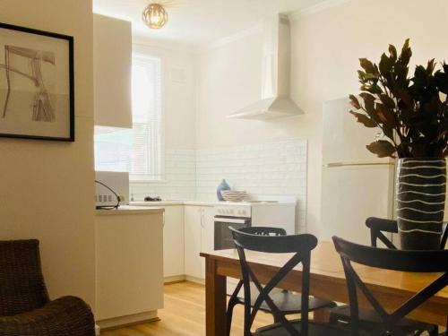 Elizabeth North Casa | Budget Barossa