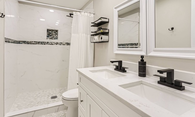 East Durham Casa | Bull City Bliss: Tranquil 3 BDR Haven near Duke