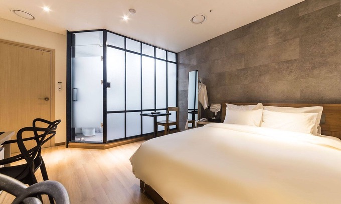 Seohyeon-dong Hotel | Bundang Hotel & U