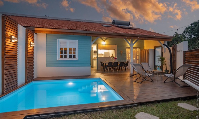 Trois-Rivieres Casa | Bungalow Ti Coco 4 Chambres et Piscine à Trois Rivières