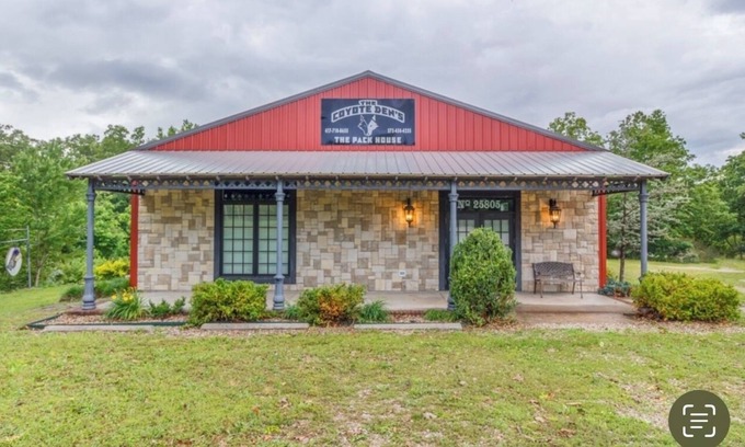 Lebanon Casa | Bunkhouse Near Bennett Springs State Park